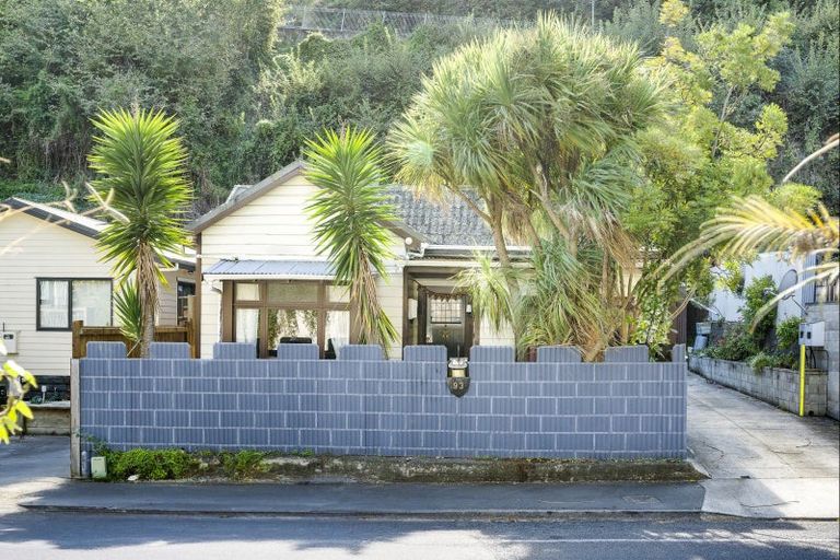 Photo of property in 93 Shakespeare Road, Bluff Hill, Napier, 4110