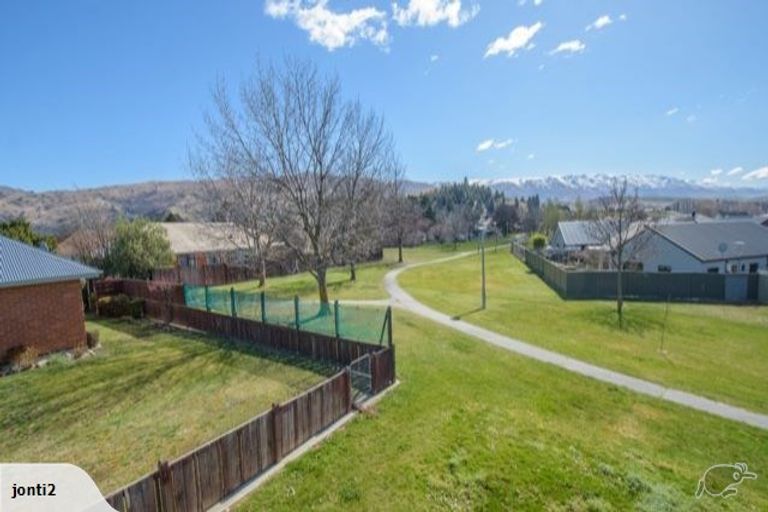 Photo of property in 15 Westmoreland Place, Cromwell, 9310