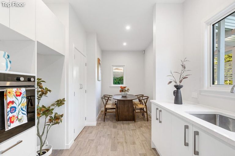 Photo of property in 158 Hutchinson Avenue, New Lynn, Auckland, 0600