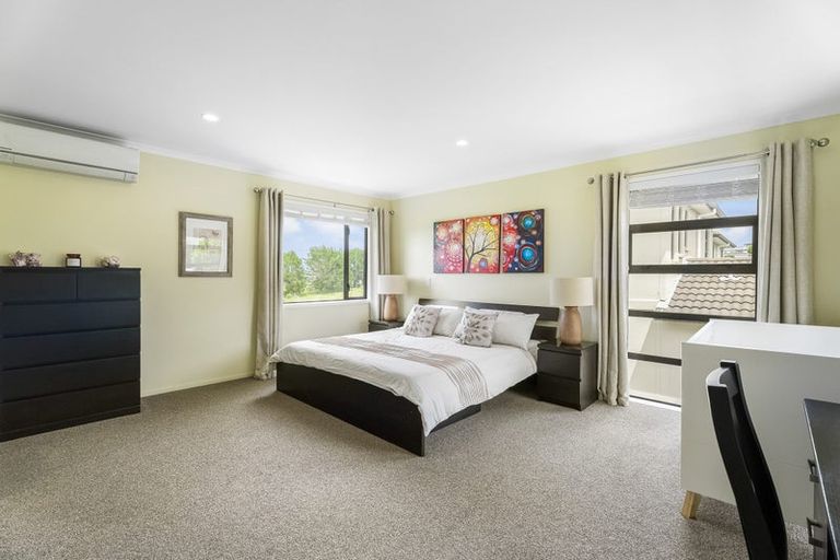 Photo of property in 22 Keepers Drive, Gulf Harbour, Whangaparaoa, 0930