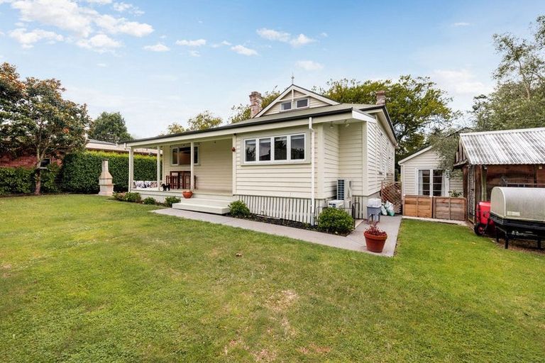 Photo of property in 18 Thornton Road, Cambridge, 3434