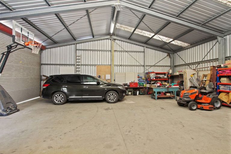 Photo of property in 23 Wallace Drive, Clarks Beach, Pukekohe, 2679