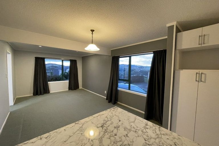 Photo of property in 6 Trilids Lane, Churton Park, Wellington, 6037