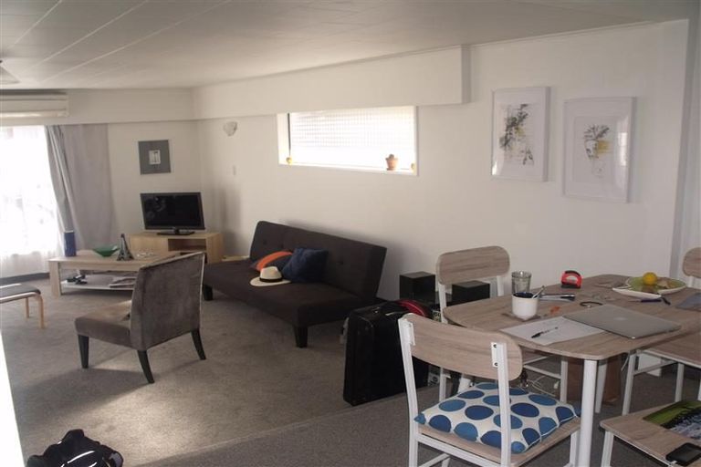 Photo of property in 5/16 Guthrie Road, Havelock North, 4130