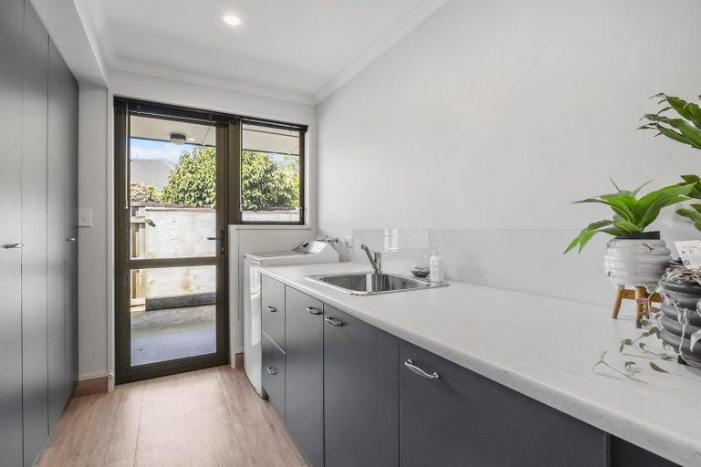 Photo of property in 6 Fenty Place, Mosgiel, 9024