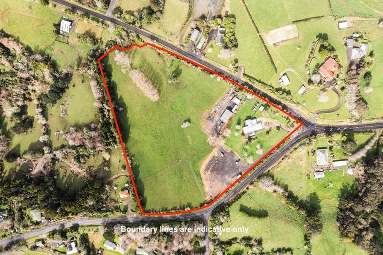 Photo of property in 308 Paparata Road, Bombay, 2675