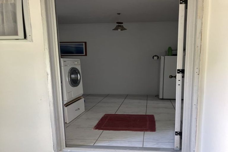 Photo of property in 43 Stratford Drive, Cable Bay, 0420