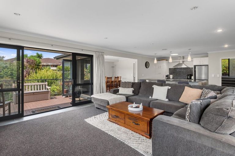 Photo of property in 5 North Crest Drive, Onerahi, Whangarei, 0110