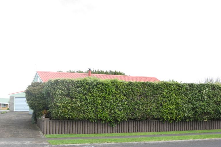 Photo of property in 6 Penrod Drive, Bell Block, New Plymouth, 4312