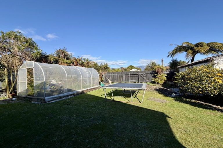 Photo of property in 4 Rintoul Street, Westport, 7825