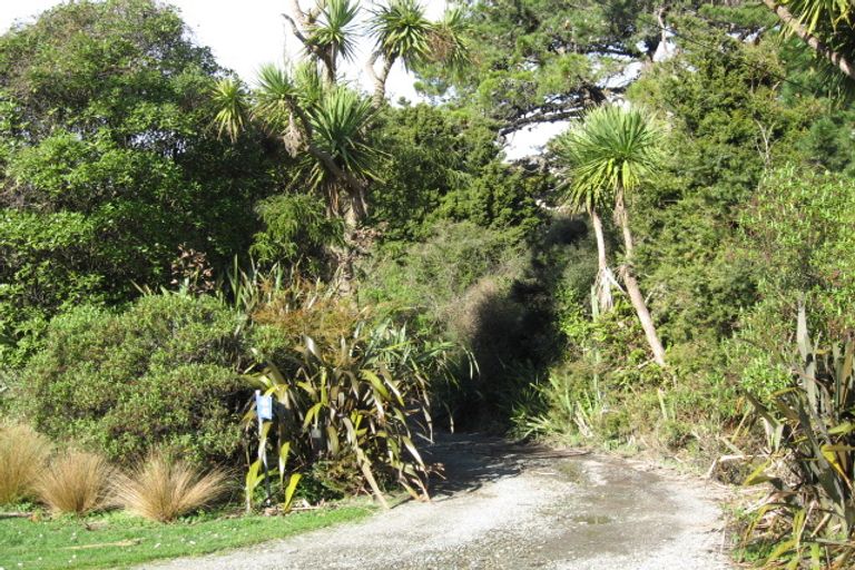 Photo of property in 41-43 Rakiura Parade, Otatara, Invercargill, 9879