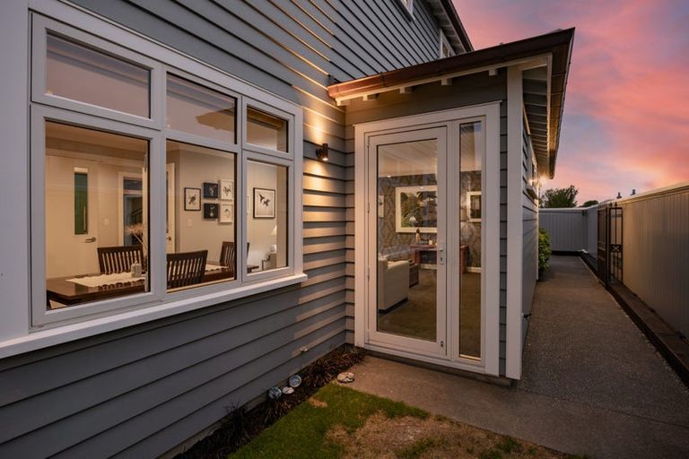 Photo of property in 42 Normans Road, Strowan, Christchurch, 8052