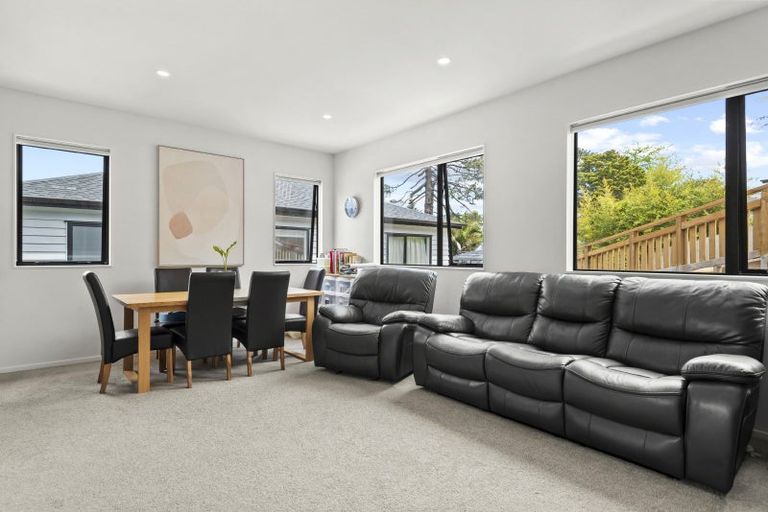 Photo of property in 13a Morton Avenue, Forrest Hill, Auckland, 0620