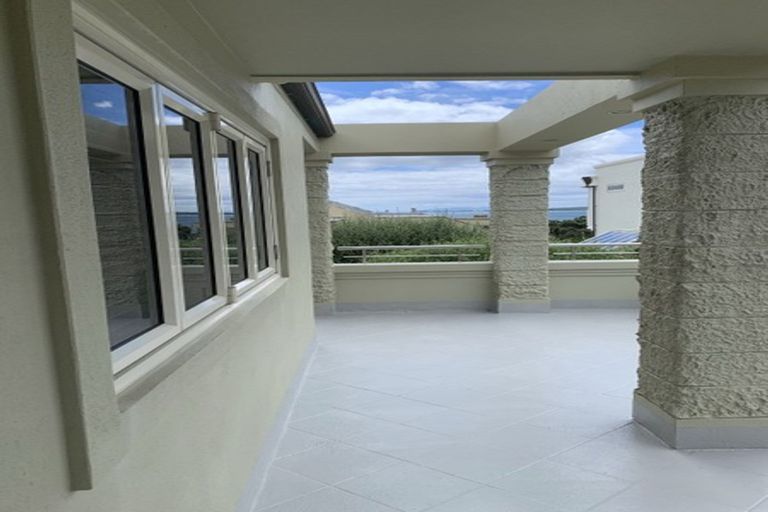 Photo of property in 2/17a William Street, Takapuna, Auckland, 0622