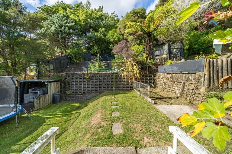 Photo of property in 19 Thomas Street, Stokes Valley, Lower Hutt, 5019