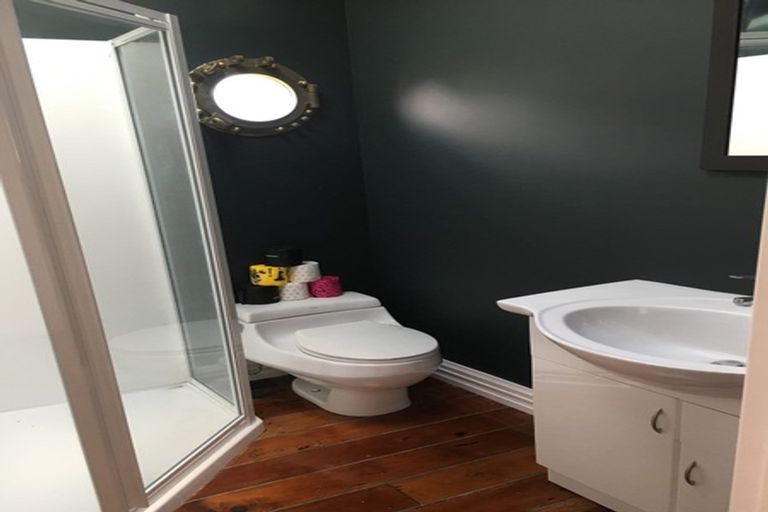 Photo of property in 13 Te Paerahi Road, Porangahau, 4293