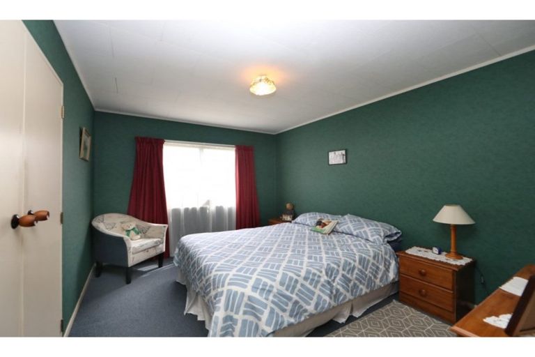 Photo of property in 10 Martin Dale, Raureka, Hastings, 4120