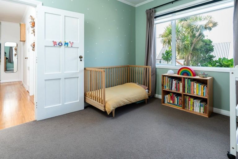 Photo of property in 30 Mandalay Terrace, Khandallah, Wellington, 6035