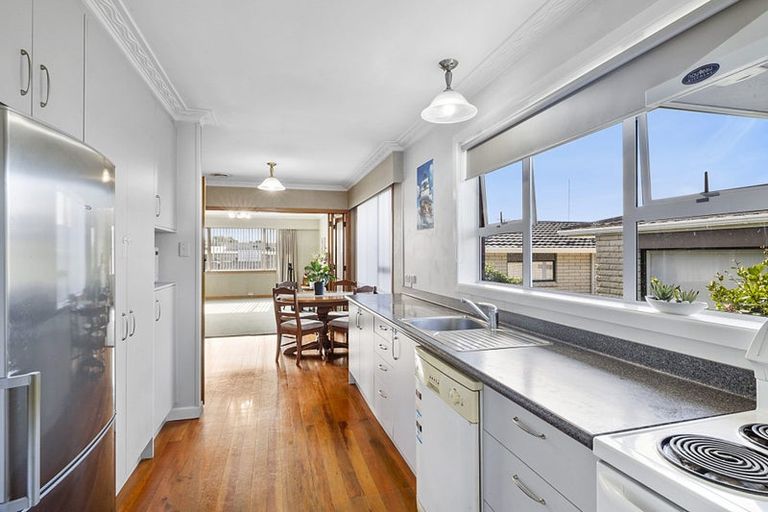 Photo of property in 113 Tukapa Street, Westown, New Plymouth, 4310