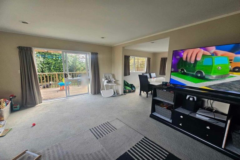 Photo of property in 2/275 Waterloo Road, Waterloo, Lower Hutt, 5011