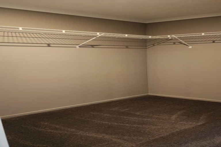 Photo of property in 12 William Dawson Crescent, Wigram, Christchurch, 8025