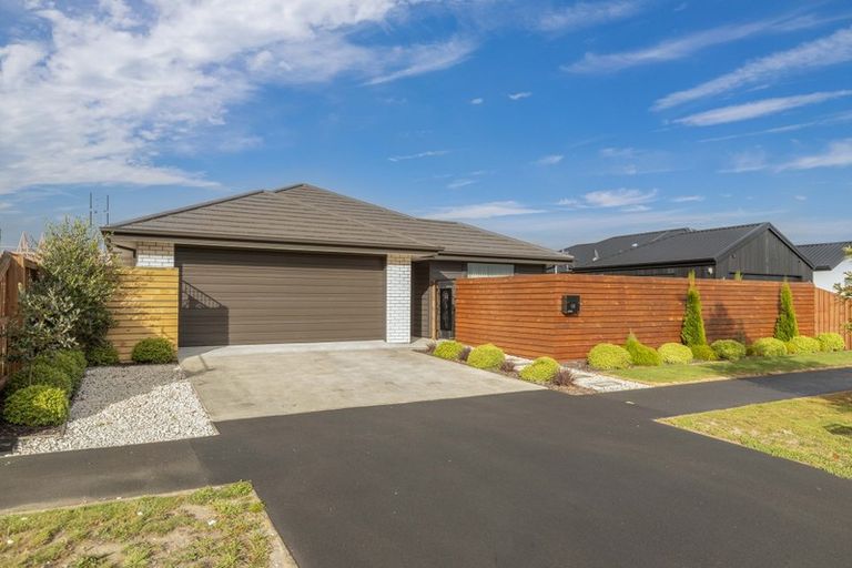 Photo of property in 58 Prestons Park Drive, Marshland, Christchurch, 8083