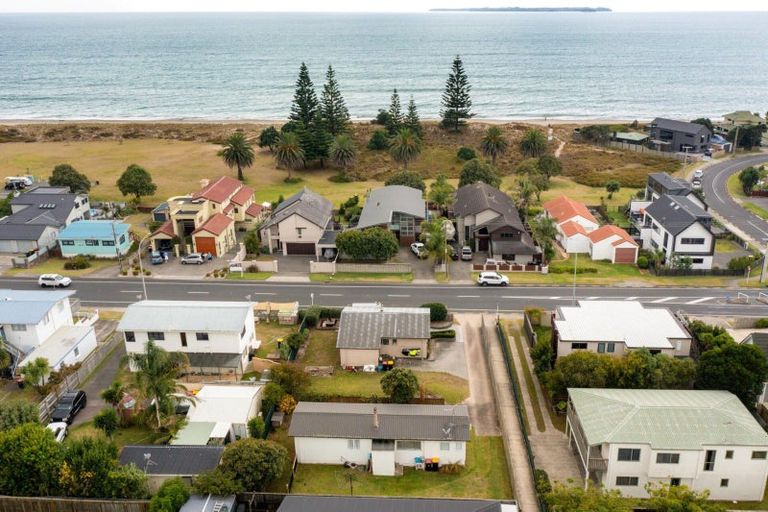 Photo of property in 1188b Papamoa Beach Road, Papamoa Beach, Papamoa, 3118