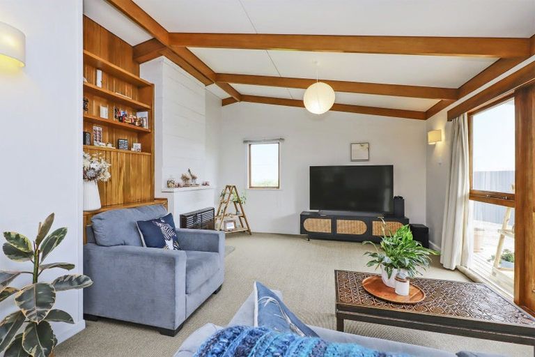 Photo of property in 92 Tollemache Road East, Longlands, Hastings, 4122