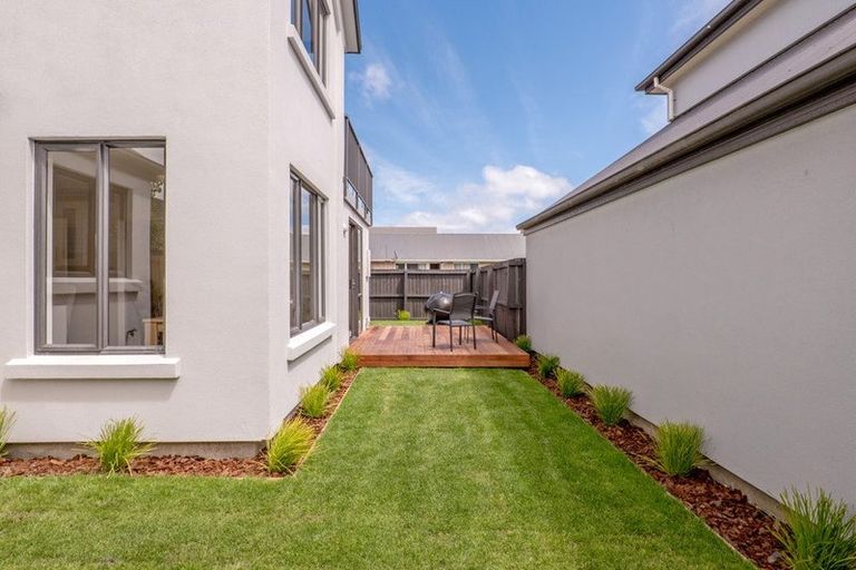 Photo of property in 1a Trist Place, Edgeware, Christchurch, 8013