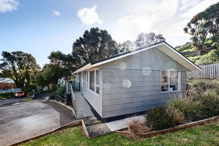 Photo of property in 5c Tahurangi Place, Spotswood, New Plymouth, 4310