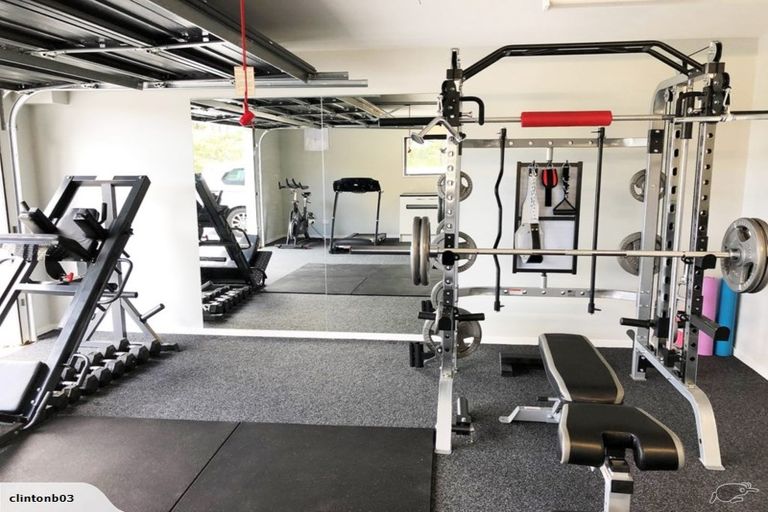 Photo of property in 24 Shadon Place, Stanmore Bay, Whangaparaoa, 0932