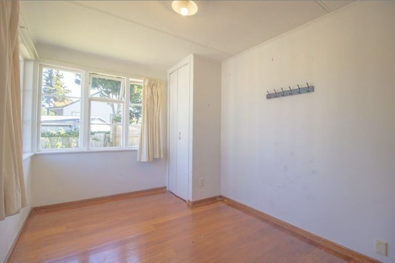Photo of property in 11 Ramwall Place, Weymouth, Auckland, 2103