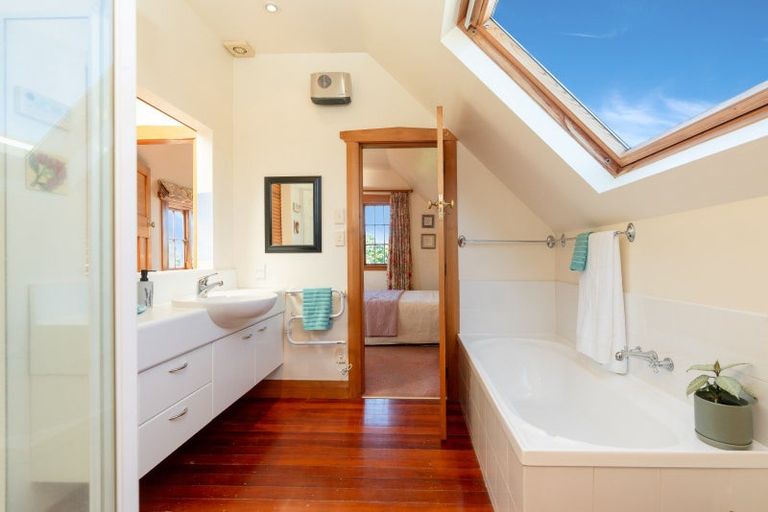 Photo of property in 9 Falkirk Avenue, Seatoun, Wellington, 6022