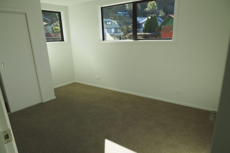 Photo of property in 16b Lochy Road, Fernhill, Queenstown, 9300