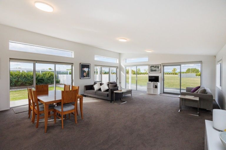 Photo of property in 637 Mount Stewart Halcombe Road, Halcombe, Feilding, 4779