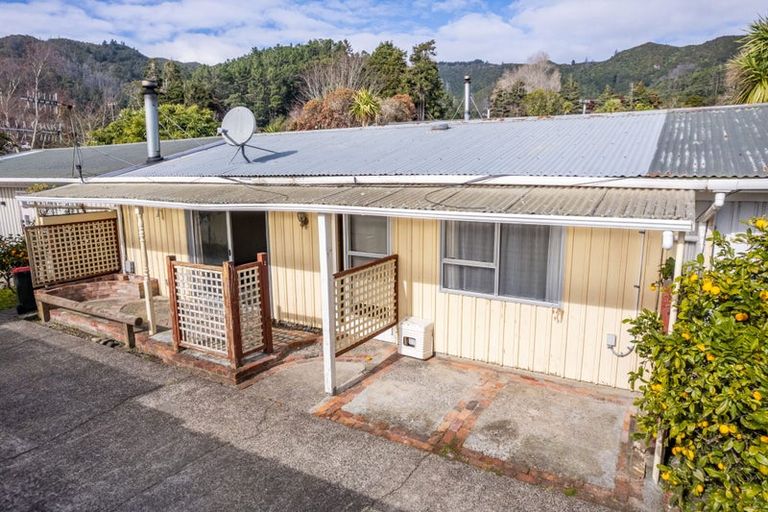 Photo of property in 10b Raukawa Street, Stokes Valley, Lower Hutt, 5019