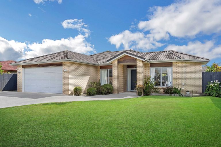 Photo of property in 9 Maadi Place, Papakura, 2110