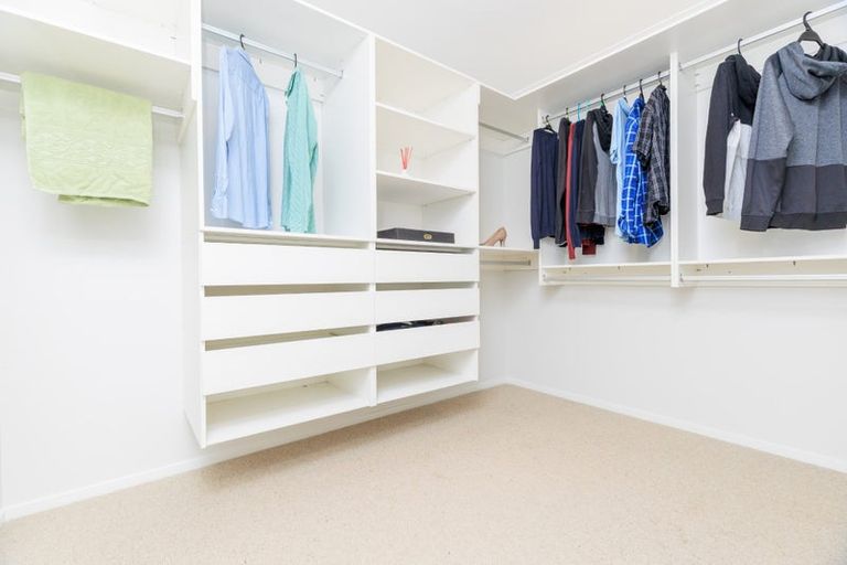 Photo of property in 6 Atherton Terrace, Churton Park, Wellington, 6037