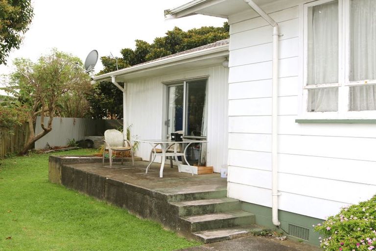 Photo of property in 7 Foster Place, Mangere East, Auckland, 2024