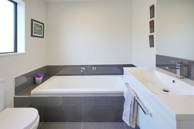 Photo of property in 87 Caulfield Avenue, Halswell, Christchurch, 8025