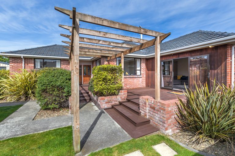 Photo of property in 78 Daniels Road, Redwood, Christchurch, 8051