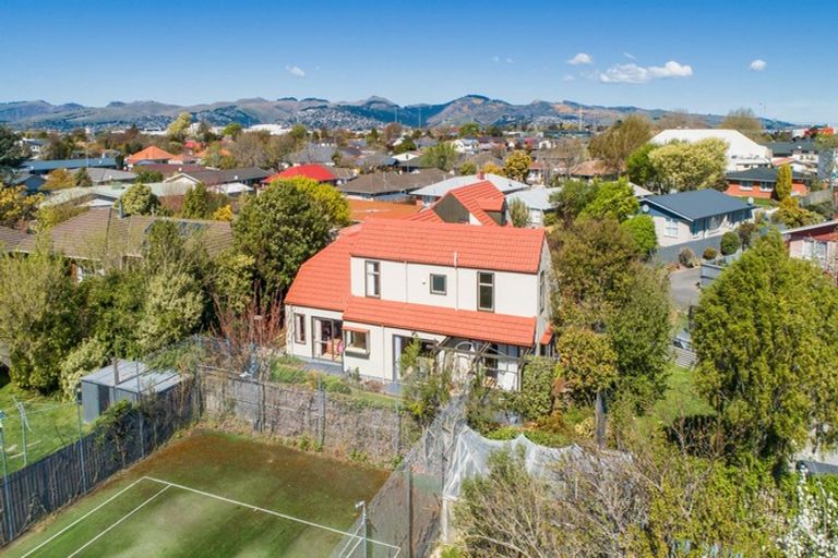 Photo of property in 2/45 Lochee Road, Upper Riccarton, Christchurch, 8041