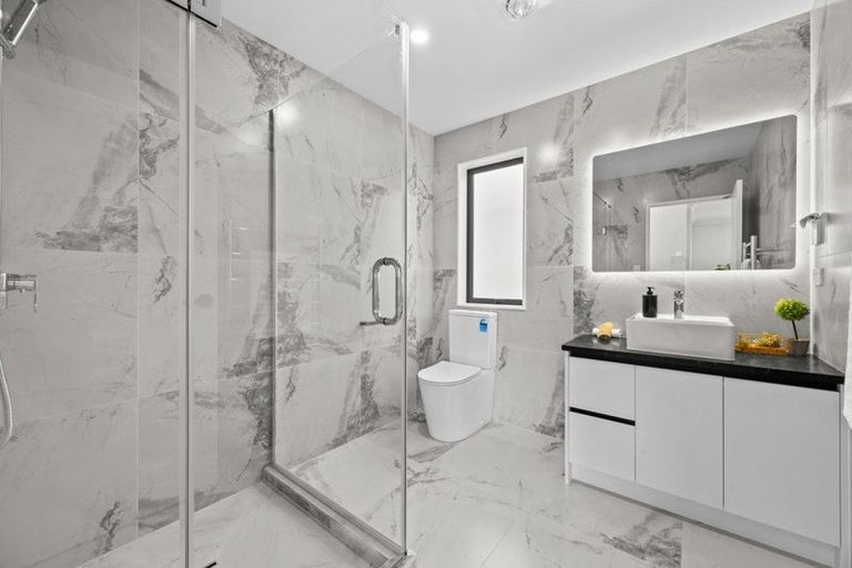 Photo of property in 17 Bremner Ridge Street, Flat Bush, Auckland, 2019