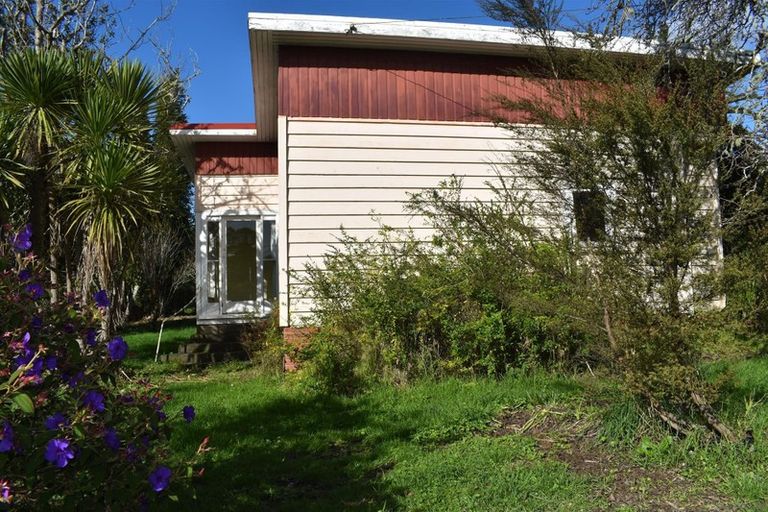 Photo of property in 6 Coulter Road, Swanson, Auckland, 0614