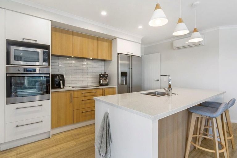 Photo of property in 55 Harding Drive, Papamoa Beach, Papamoa, 3118