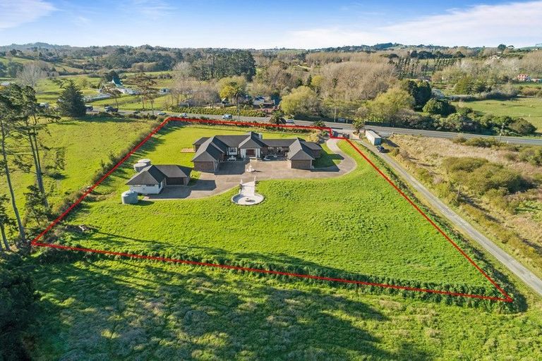 Photo of property in 1005a Dairy Flat Highway, Dairy Flat, Albany, 0792