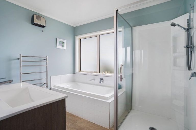 Photo of property in 4/61 Osborne Road, Amberley, 7410