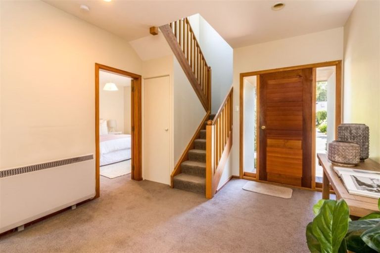 Photo of property in 6 Thornycroft Street, Fendalton, Christchurch, 8052