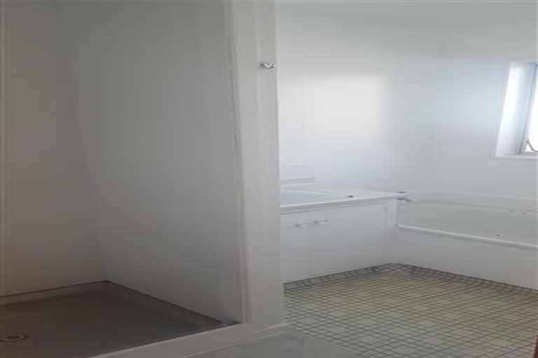 Photo of property in 1/43 Oldwood Street, Bishopdale, Christchurch, 8053