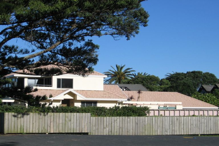 Photo of property in 1c Puriri Avenue, Orewa, 0931